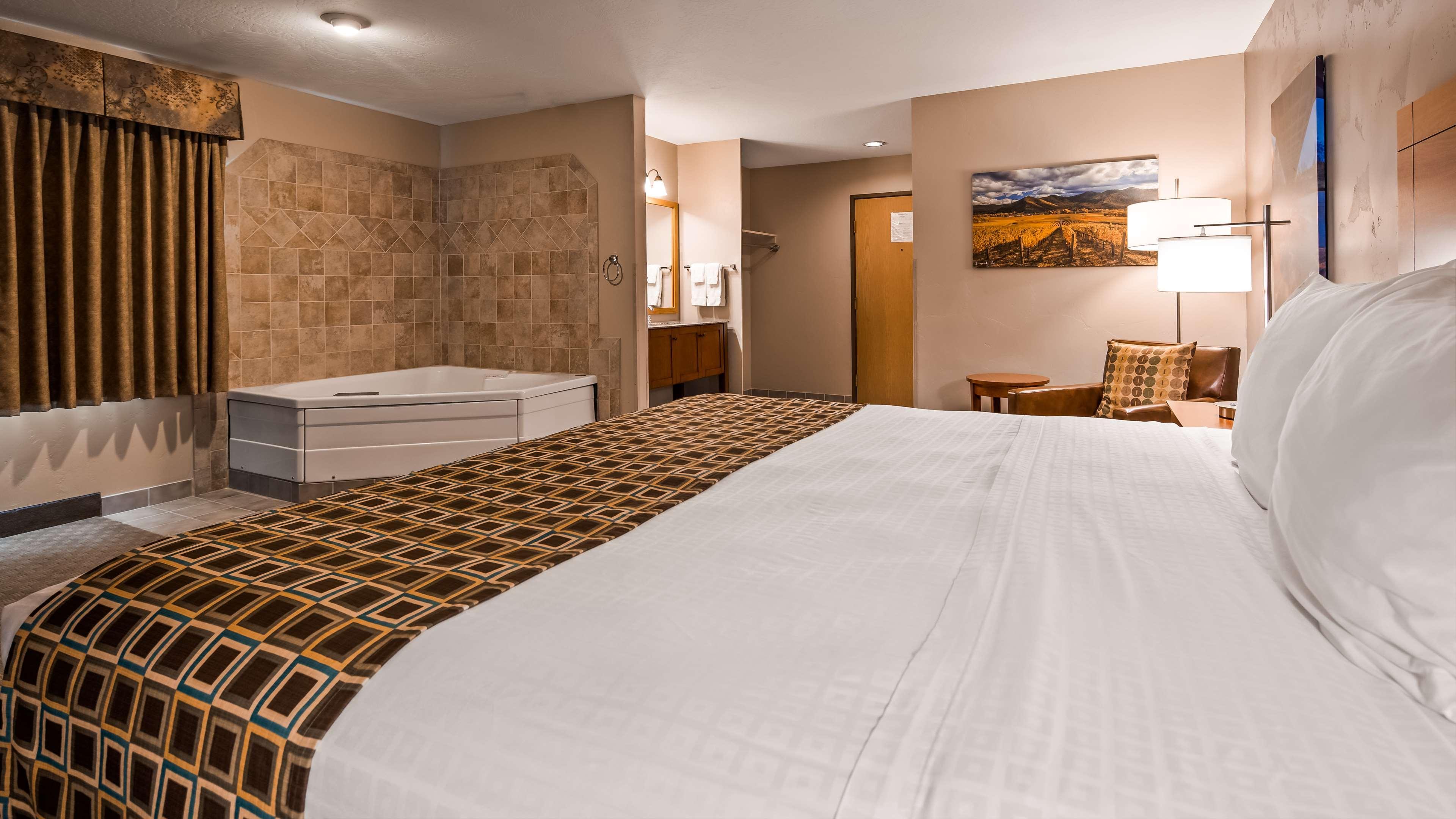 Best Western Inn At The Rogue Rogue River Εξωτερικό φωτογραφία