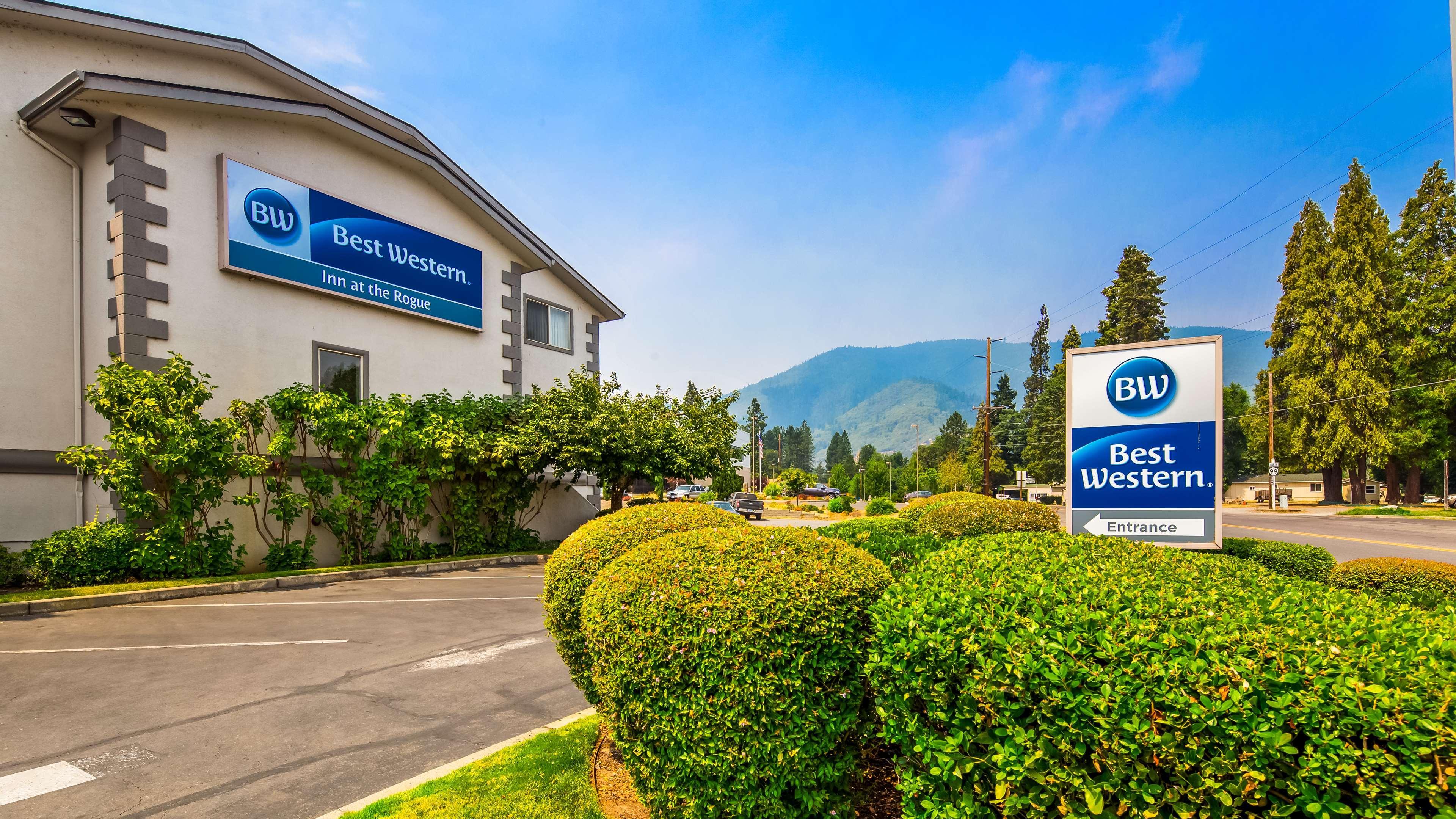 Best Western Inn At The Rogue Rogue River Εξωτερικό φωτογραφία