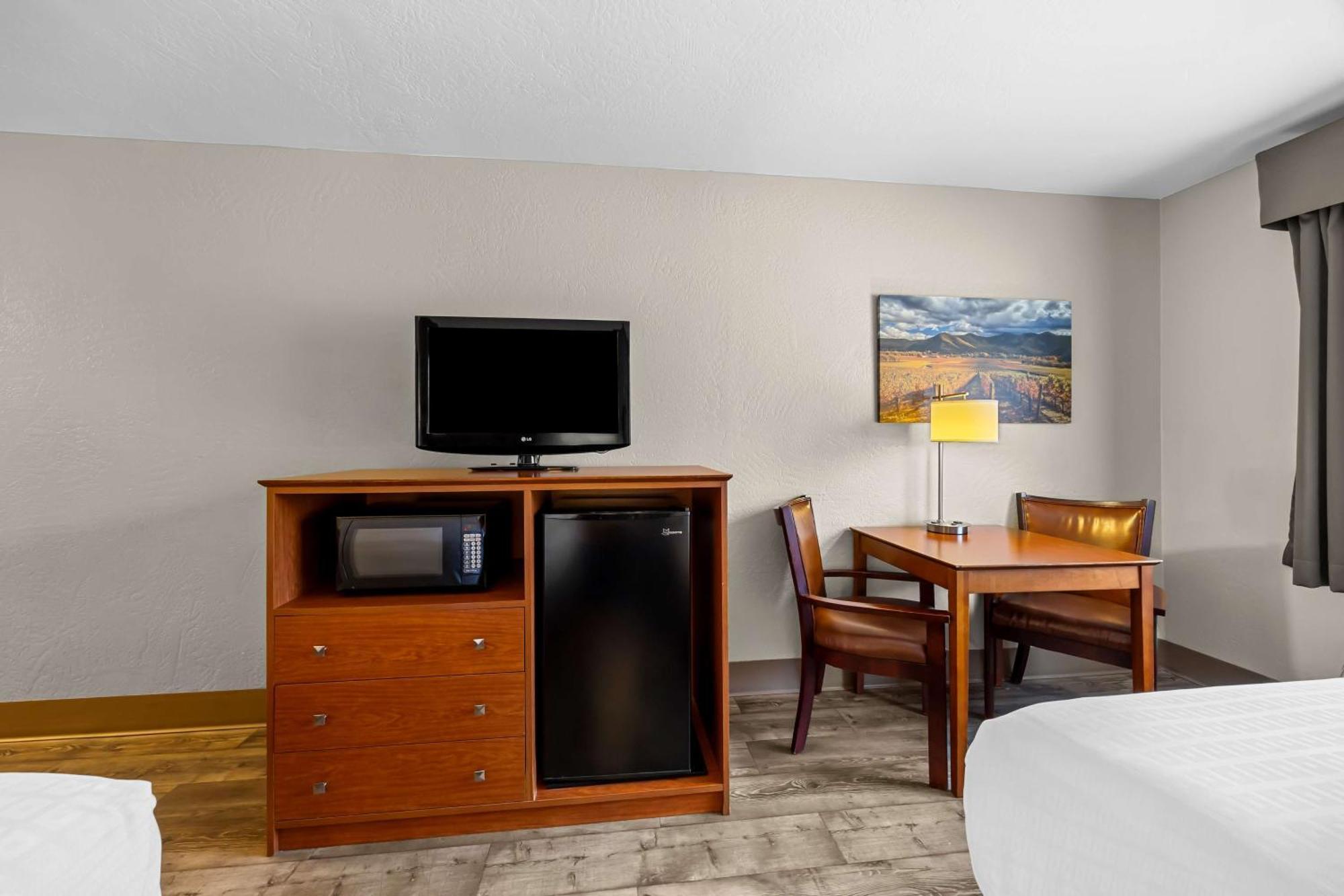 Best Western Inn At The Rogue Rogue River Εξωτερικό φωτογραφία