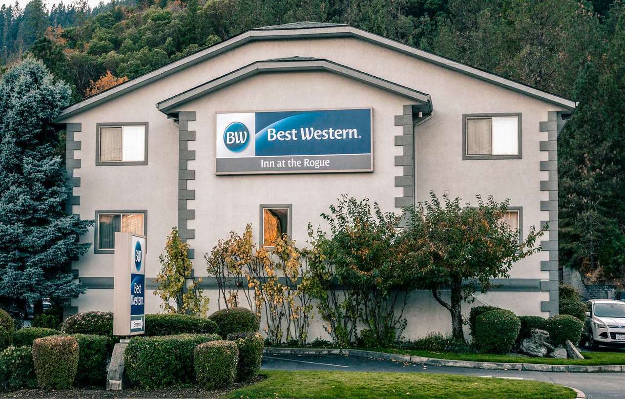 Best Western Inn At The Rogue Rogue River Εξωτερικό φωτογραφία